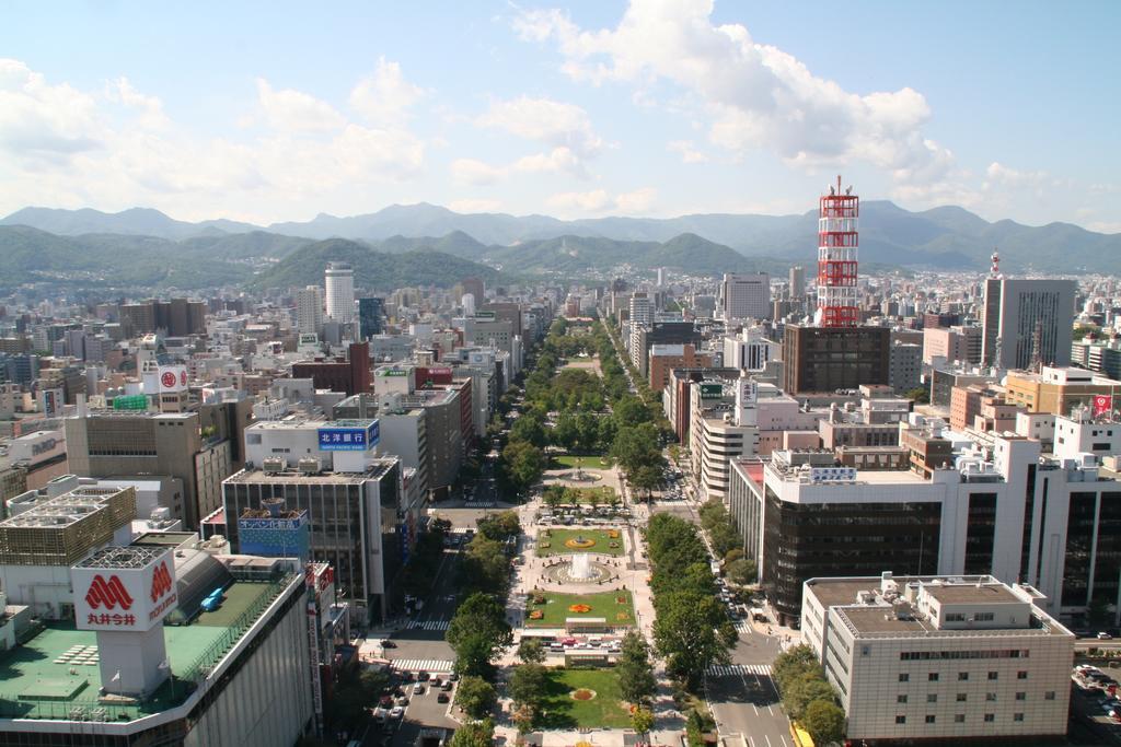 Keio Plaza Hotel Sapporo Bagian luar foto