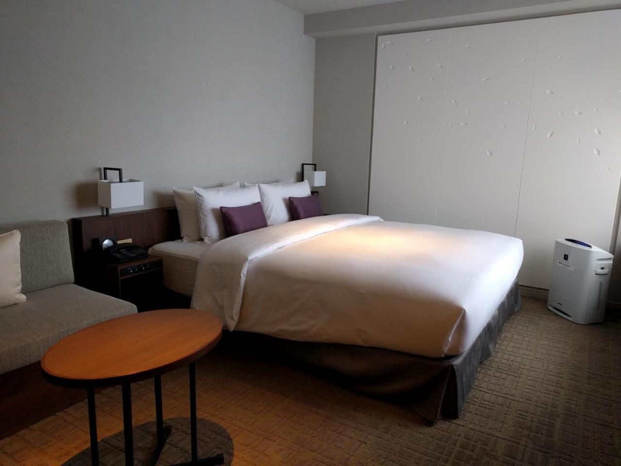 Keio Plaza Hotel Sapporo Bagian luar foto